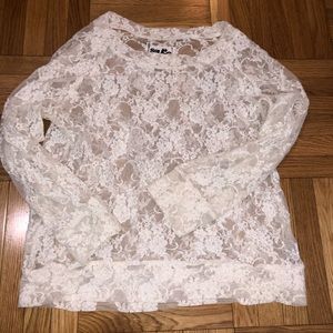 Whit lace sheer long sleeve